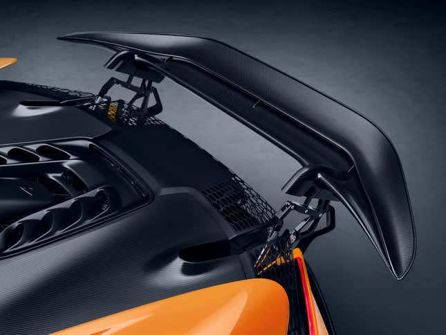 Image for article titled Hybrid McLaren W1 Hypercar Debuts With One Of The Wildest Wings You’ve Ever Seen