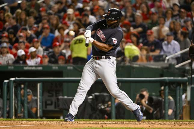 Cleveland Guardians get their first baseman in Josh Bell