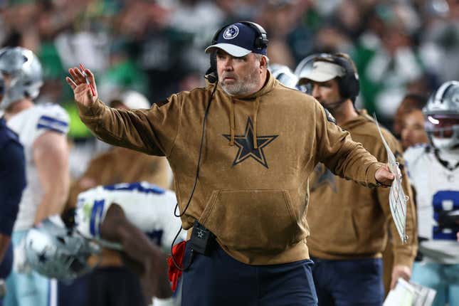 Mike McCarthy can’t decide who he wants the Cowboys to be.