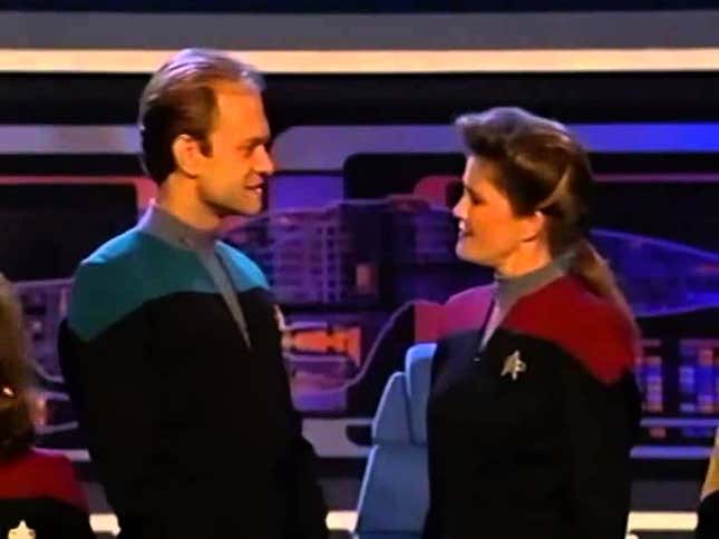 It’s 3 p.m., let’s revisit the <i>Frasier</i>/<i>Star Trek: Voyager</i> crossover event