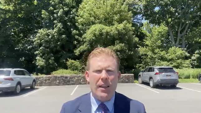 Image for article titled Grown Man Shouts on Camera About Terrible Father Getting His Law License Suspended