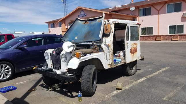 Image for article titled My $500 Postal Jeep Has Been Stuck in a Colorado Days Inn Parking Lot For Two Days