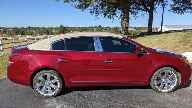 Nice Price or No Dice 2011 Buick LaCrosse CXL