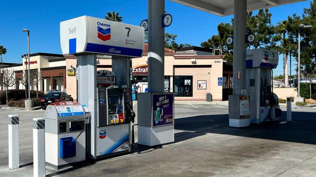 Image for article titled California Drivers May Have Been Filling Up With Bad Gas For Years: Report