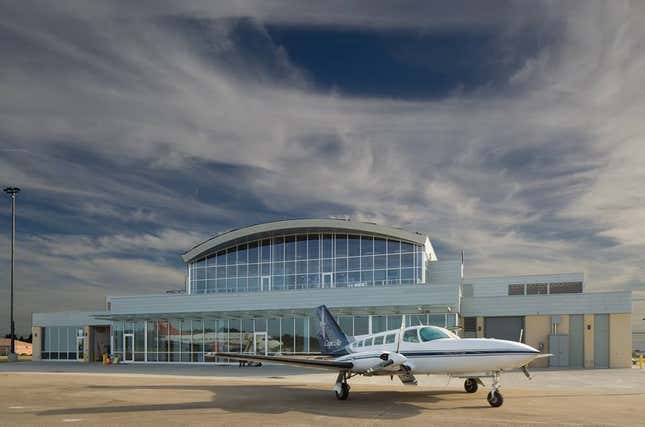 Image for article titled 7 of the smallest commercial airports in America
