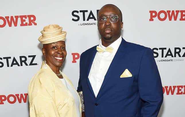 NEW YORK, NEW YORK - 20 AOÛT : Isaiah Stokes à la première sur le tapis rouge de la saison 6 de « Power » au STARZ Madison Square Garden, concert et soirée le 20 août 2019 à New York. 