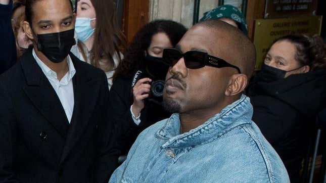 Image for article titled Kanye West Won’t Be Charged For Allegedly Throwing Punches in Los Angeles