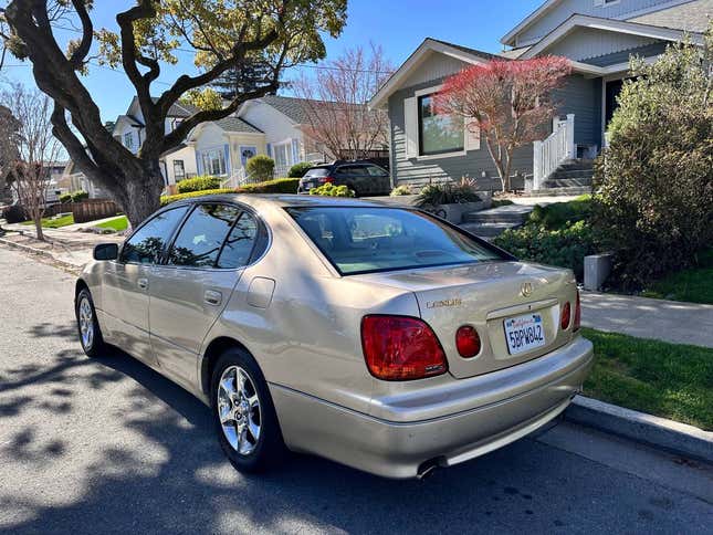Image for article titled At $10,000, Is This 2003 Lexus GS300 An Aristocratic Deal?