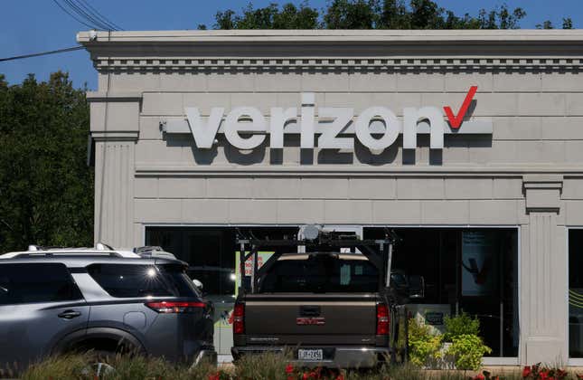 Verizon said it would buy Frontier for $38.50 per share in an all-cash transaction. 