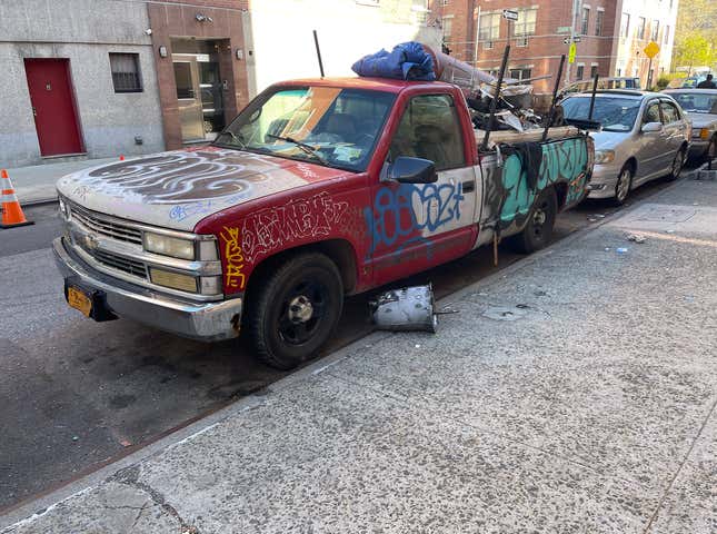 Image for article titled These Are the Coolest Cars I Saw on the Streets of New York City in 2022