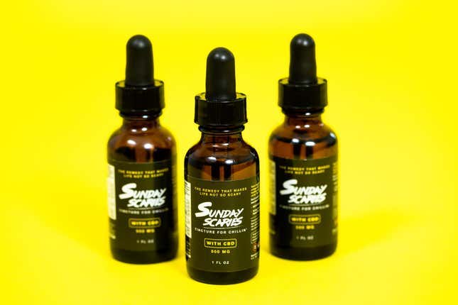 Image for article titled I Rediscovered My Sense of Chill With Sunday Scaries CBD Gummies
