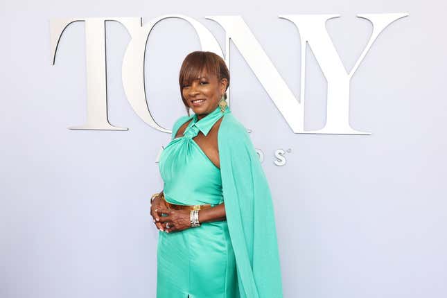 Vanessa Bell Calloway nimmt an den 77. jährlichen Tony Awards im David H. Koch Theater im Lincoln Center am 16. Juni 2024 in New York City teil.