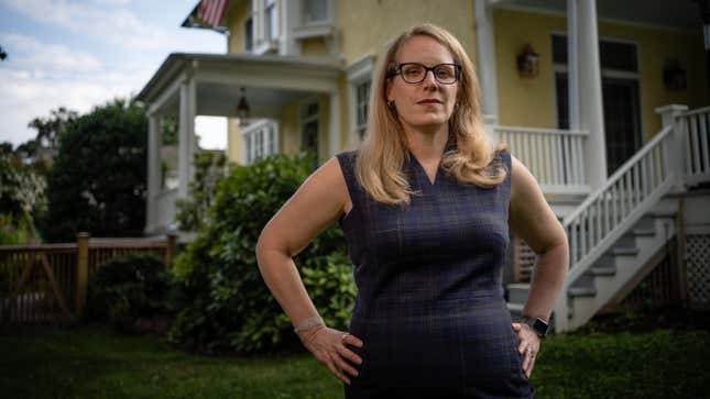 Image for article titled Biden Aide Correctly Calls Republicans 'Fuckers,' Prompts Bi-Partisan Unity (In Freaking Out)