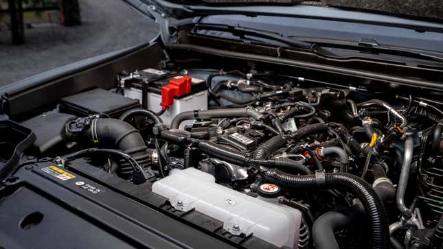 Engine compartment of Toyota 4Runner 2025