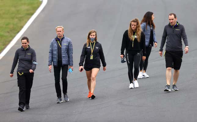 Bruna Tomaselli (center) during a track walk at Zandvoort.