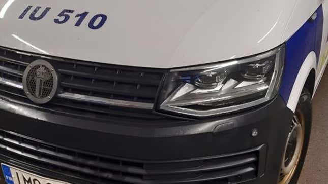 Image for article titled Why Finnish Police Vans Get Their Own Special Grille Emblems