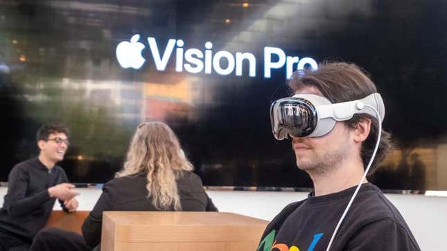 A man tries on the Apple Vision Pro