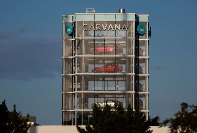 Image for article titled Carvana Can't Stop Bleeding Money
