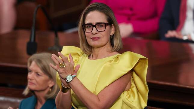 Kyrsten Sinema Insists She Isn’t a Republican As Her Poll Numbers Tank