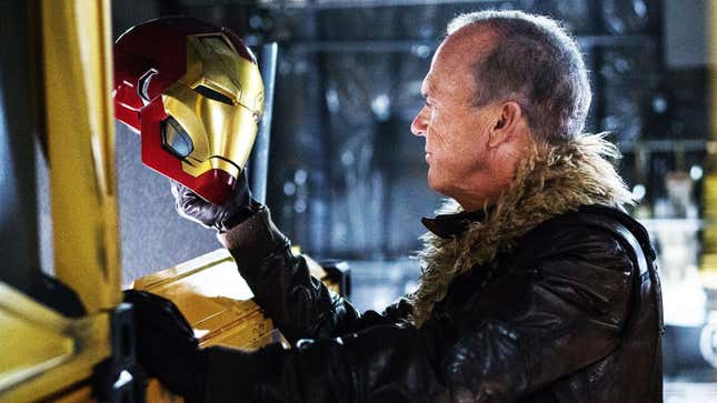 Vulture holding an Iron man helmet in Spiderman homecoming.