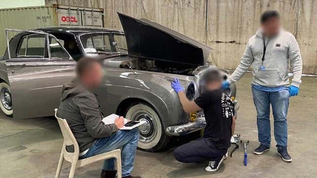 Image for article titled Smugglers Tried to Bring $100M in Drugs into Australia With a Vintage Bentley