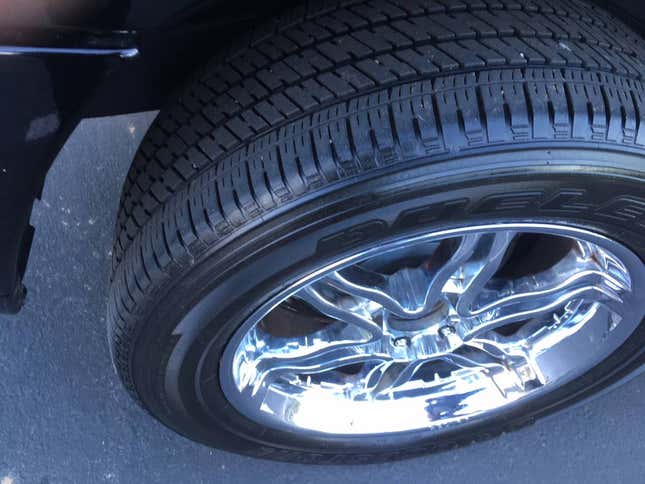Image for article titled At $6,977, Could This 2001 Toyota Sequoia Limited Get Some Respect?