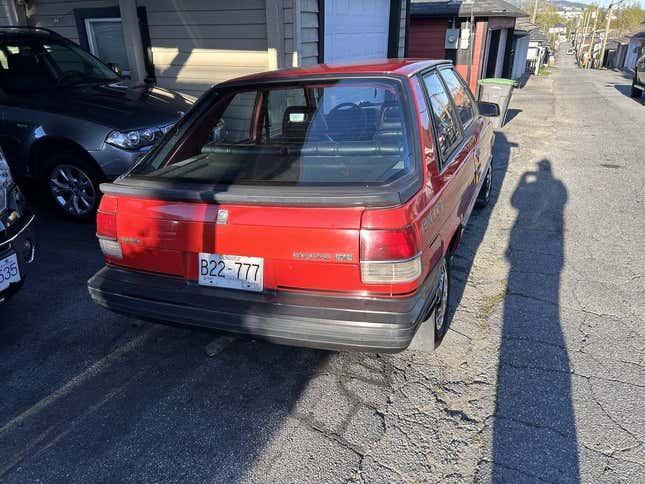 Image for article titled At CDN$4550, Is This 1985 Renault Encore Worthy Of Applause?