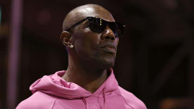 Image for article titled ‘Karen’ Involved in Incident With Terrell Owens Charged With Misdemeanor