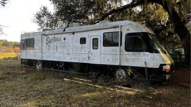 Image de l'article intitulé Mahindra Roxor, Camion de pompiers Monstre, Jeep Postal claquée&amp;#xa0;: Les voitures les dopest que j’ai trouvées à vendre en ligne