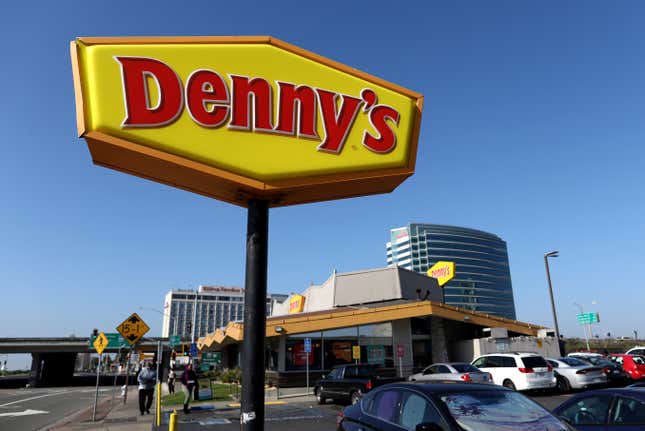 Image for article titled Denny&#39;s is closing stores as it gets squeezed between fast food and Chili&#39;s