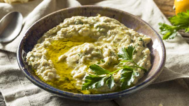 baba ganoush in bowl