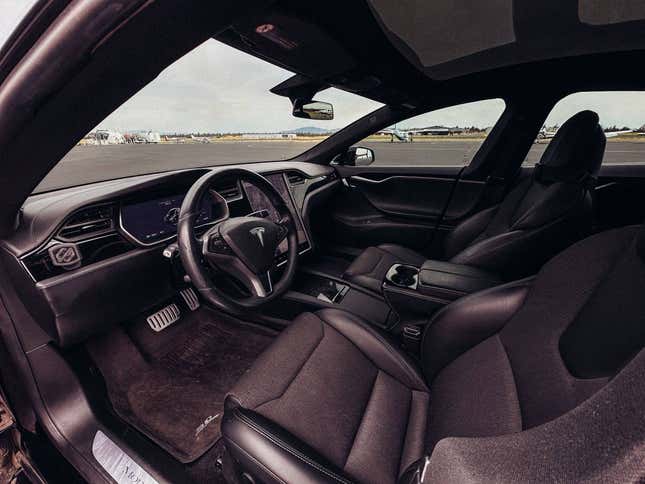Image for article titled At $39,000, Is This 2018 Tesla Model S P75D A Shocking Deal?