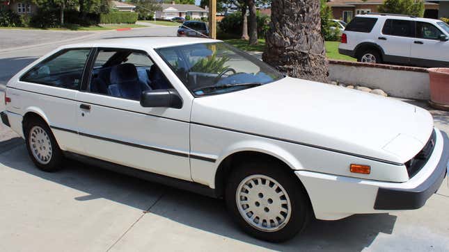 Image for article titled At $3,950, Is This 1984 Isuzu The Perfect Impulse Purchase?