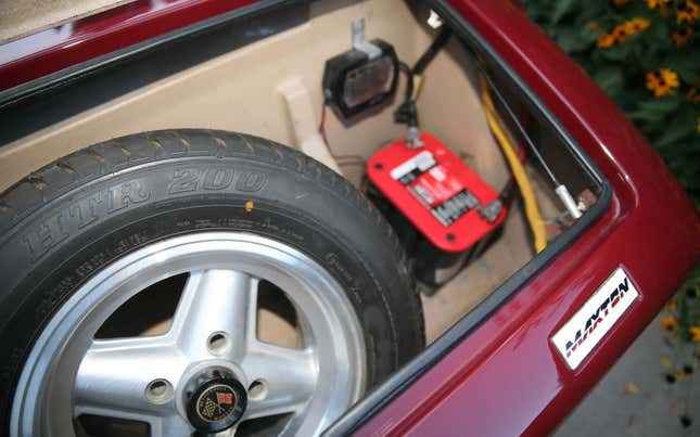 Image for article titled At $18,950, Could This 1992 Maxton Rollerskate Solve Our Transportation Woes?