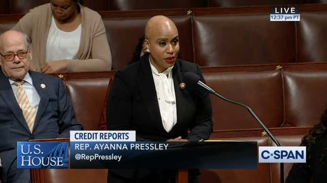 Image for article titled In Her First House Appearance Since Her Radical Reveal, Ayanna Pressley Was Bald and Beautiful