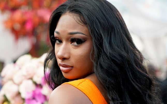 Image for article titled Megan Thee Stallion Calls Out Jokes About Her Shooting, Says She Is &#39;Real Life Hurt and Traumatized&#39;