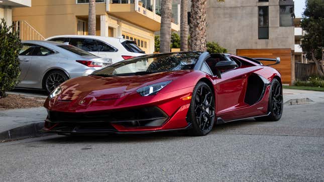 Image for article titled I'm Happy To Report That There Is A 'Lamborghini Wave'