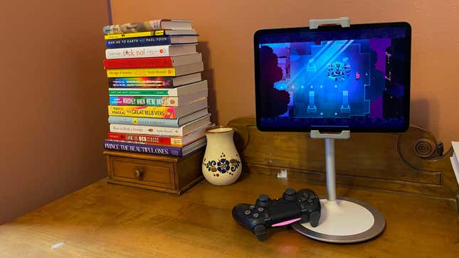 Image for article titled Quell your Animal Crossing FOMO by Turning Your iPad Into a Mini Console