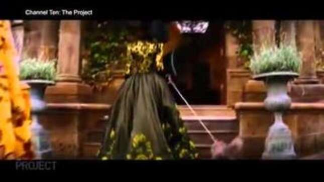 World Braces for Teen Tear Tsunami as Harry Styles Mulls Leaving 1D