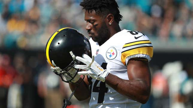 Image for article titled Lawsuit: Antonio Brown Raped Former Trainer [Update]