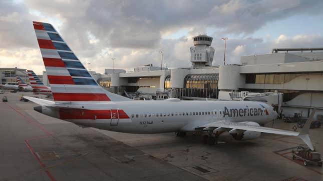 Image for article titled If You&#39;re Flying American Airlines, Expect Delays Until After Labor Day