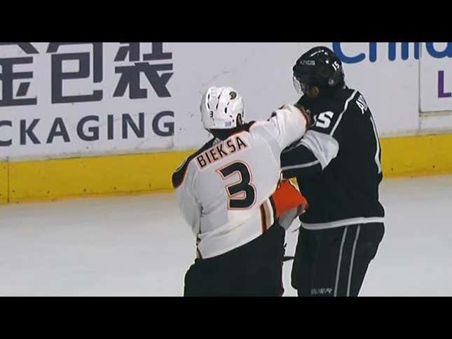 Kevin Bieksa Landed Another One-Punch Knockdown