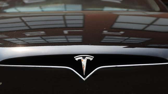 Tesla Car Horns Can Now Emit Sounds Like Fart or Goat