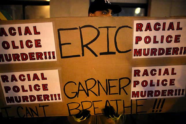 Image for article titled NYPD Officer Who Killed Eric Garner Set to Begin Trial Monday