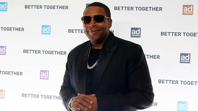  Kenan Thompson attends the Ad Council’s 67th Annual Public Service Award Dinner at The Glasshouse on December 02, 2021 in New York City. 