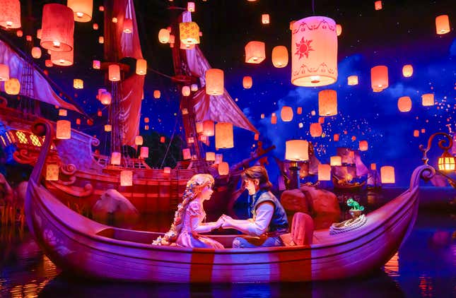 Festival Lentera Rapunzel di Tokyo Disney Fantasy Springs