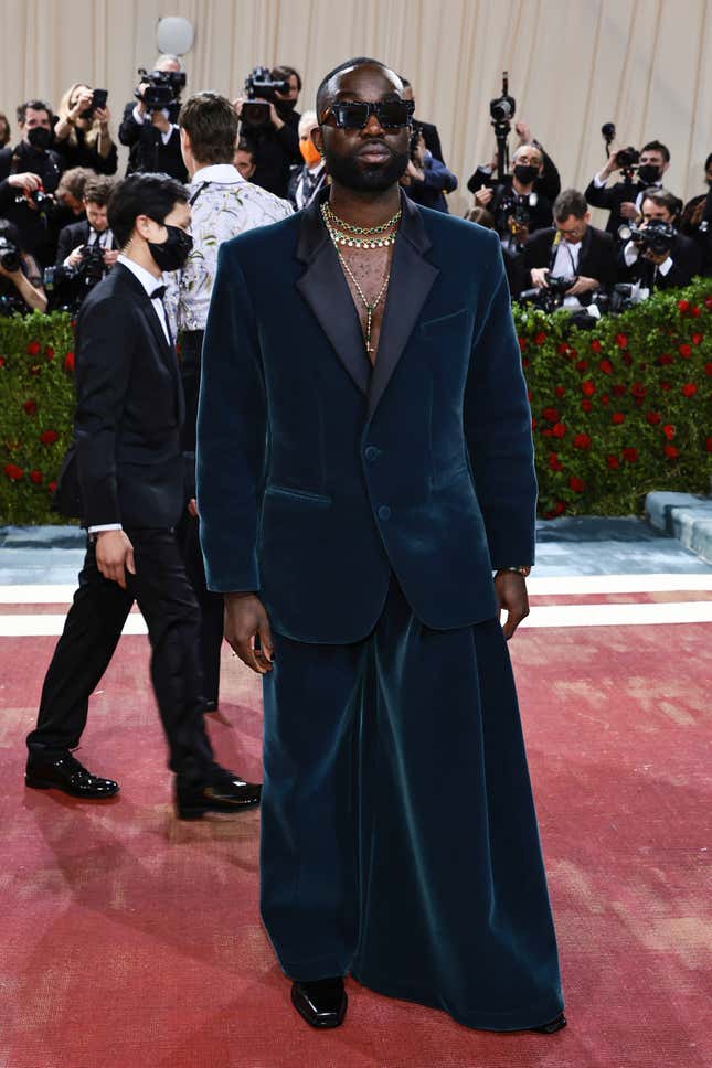 Image for article titled Met Gala 2022: All the Looks That Gave Us John Jacob Astor or Just Half-Assed