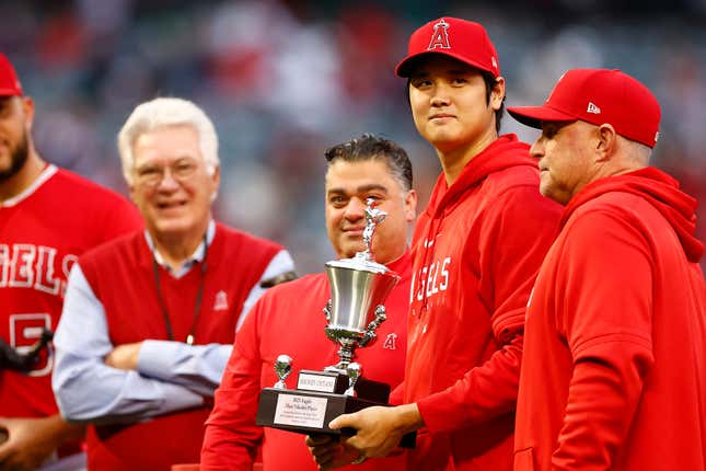 Image for article titled Shohei Ohtani makes his decision