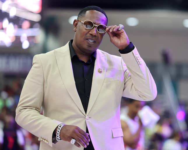 LOS ANGELES, CALIFORNIA - JUNE 29: Master P attends the BET Experience Celebrity Basketball Game on June 29, 2024 in Los Angeles, California. 