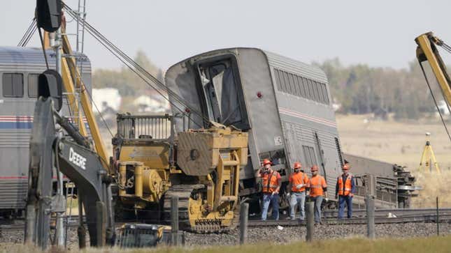 Image for article titled Amtrak Train Derails In Montana, Killing 3 And Injuring Over 50